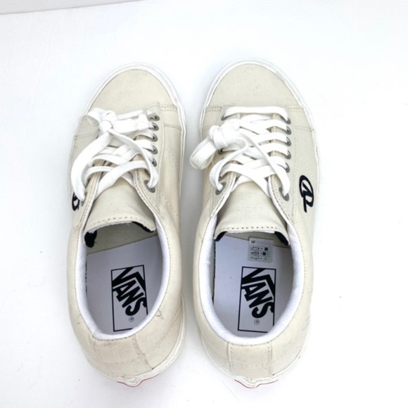 VANS Sentry V embroidered Logo Canvas Sneakers in Ivory - Picture 9 of 11